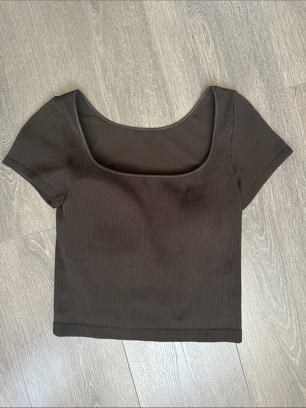 Uniqlo Ribbed Square Neck Cropped Bra T tshirt black S